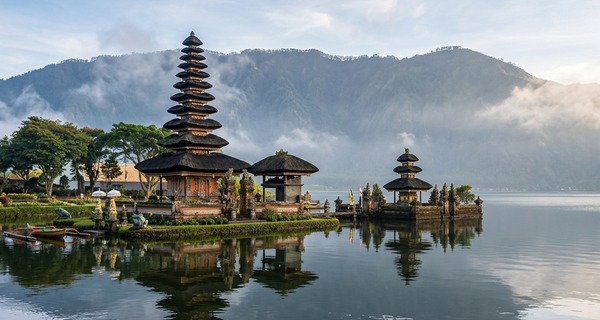 Danau & Pura Ulun Danu Beratan Bali